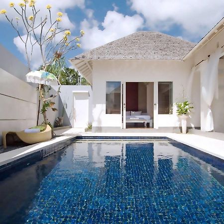 Kamuela Villas Seminyak Exteriör bild