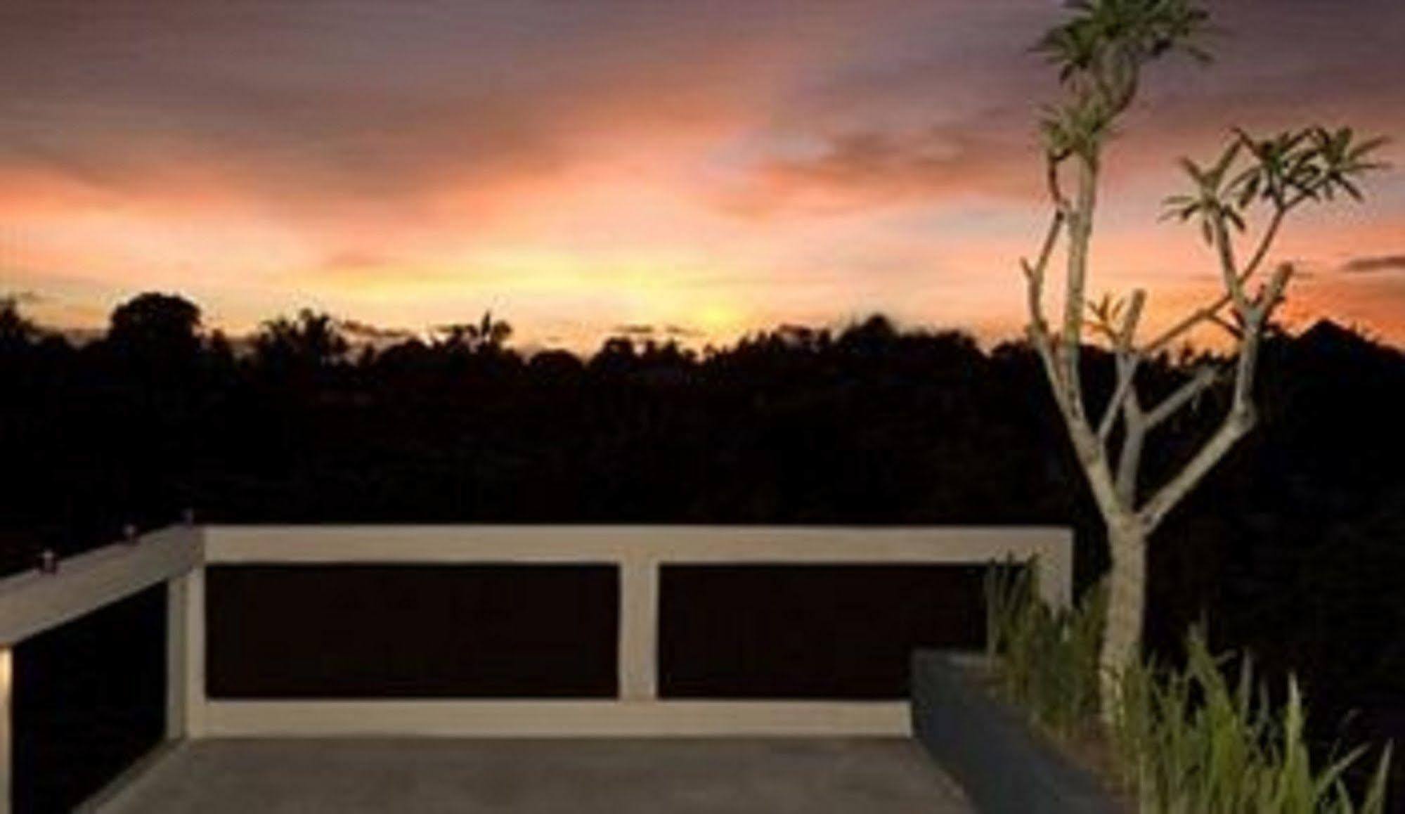 Kamuela Villas Seminyak Exteriör bild