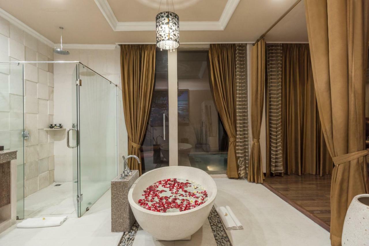 Kamuela Villas Seminyak Exteriör bild