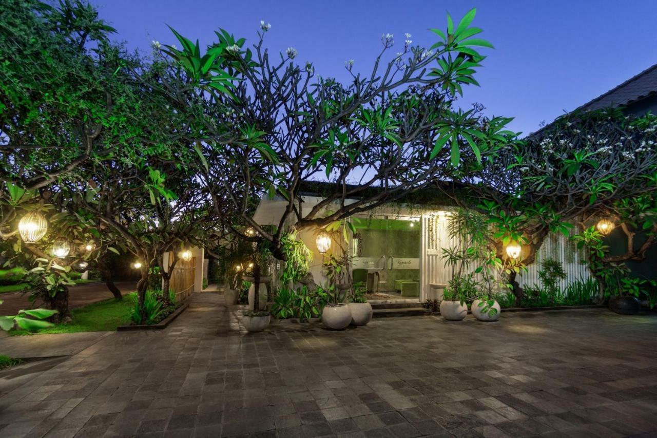 Kamuela Villas Seminyak Exteriör bild